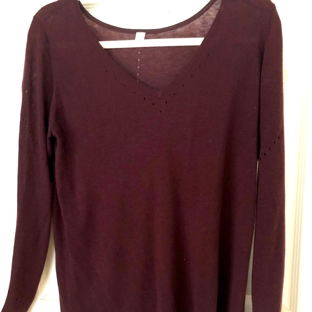 Lululemon lightweight sweater